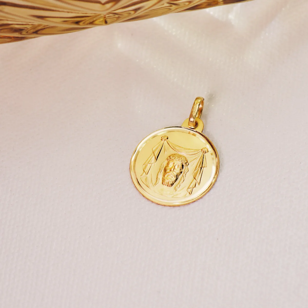 18K MEDALLA ORO AMARILLO SANTA FAZ BISEL 18 MM — vista 2