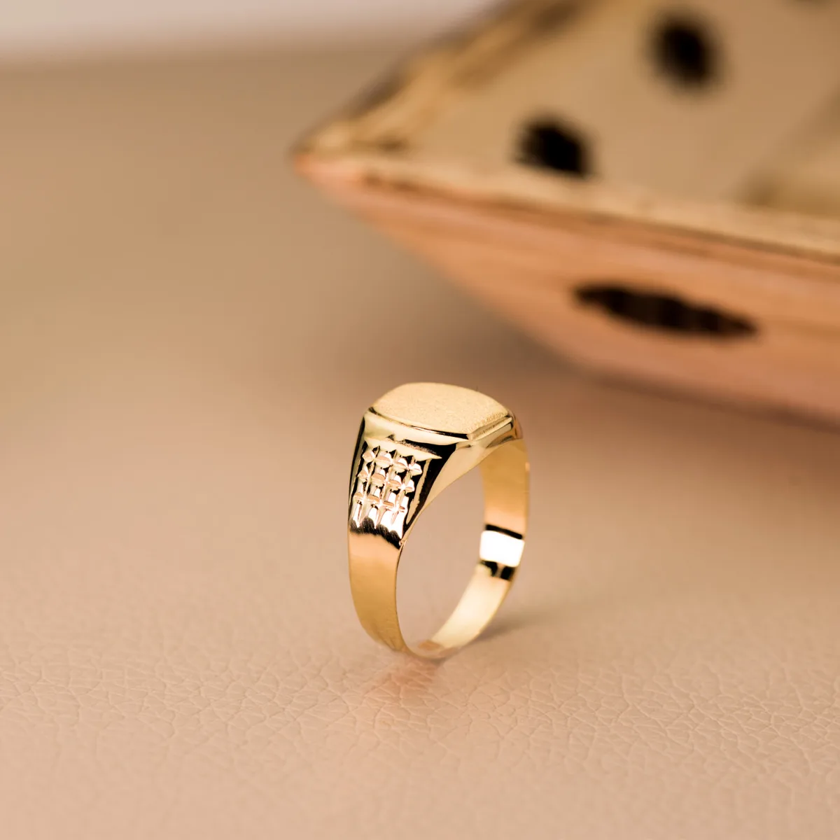 9K SELLO ORO AMARILLO CABALLERO HUECO LATERAL. CABEZA TONEL 11X9 MM — vista 2