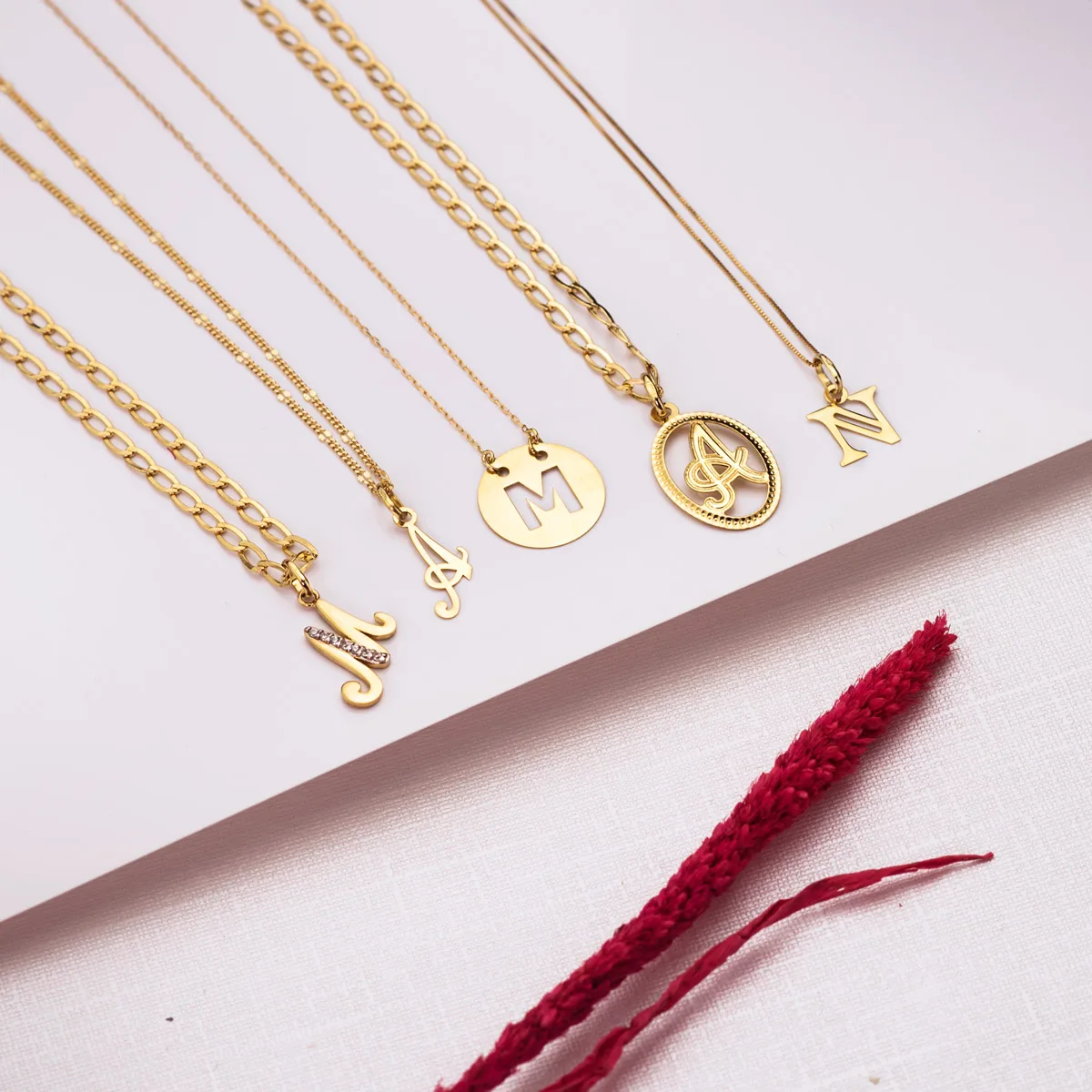 18K COLGANTE ORO AMARILLO LETRA " L " 15 MM CADENA FORZADA 42CM — vista 2
