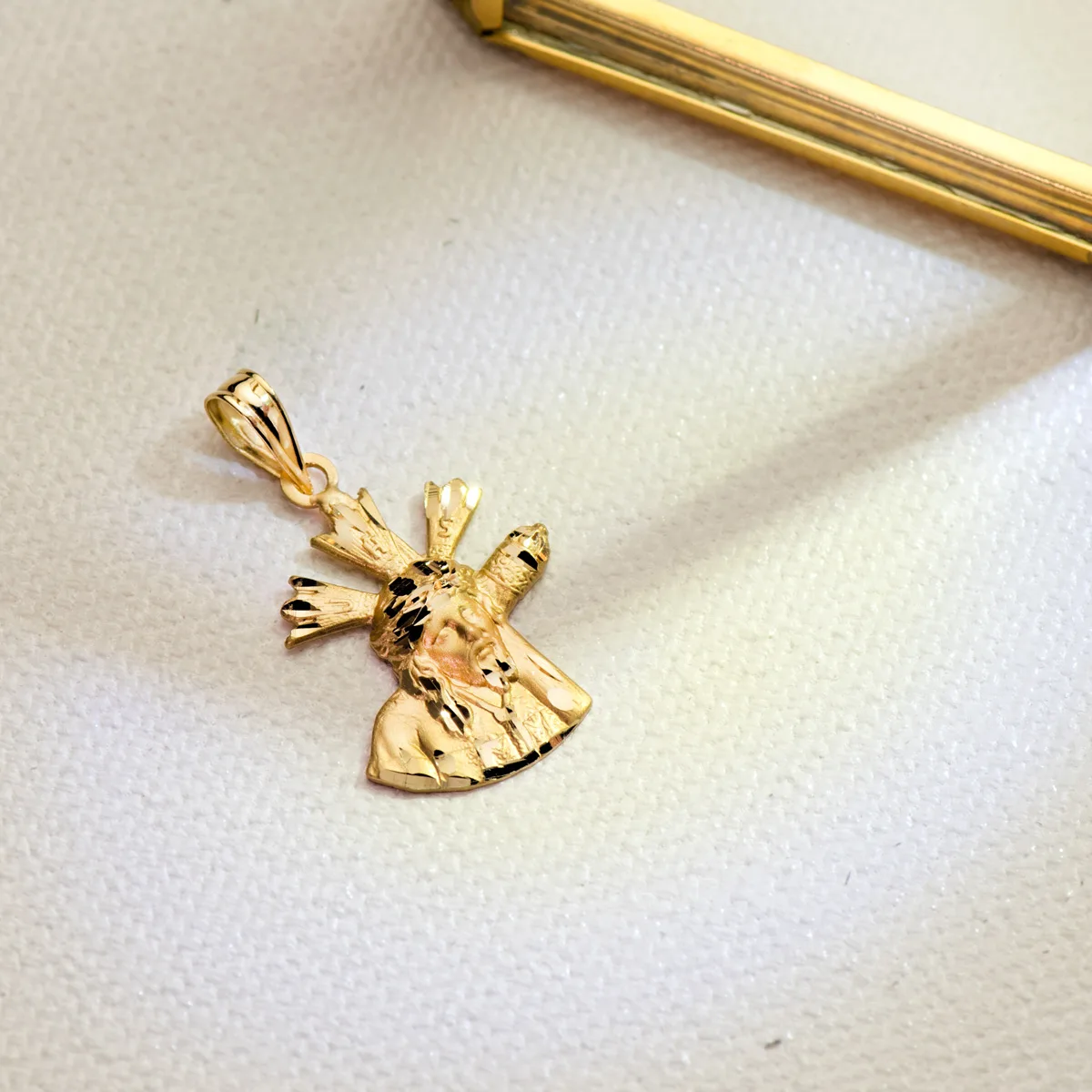 18K COLGANTE CRISTO DEL GRAN PODER ORO AMARILLO SILUETA 20X15 MM — vista 3
