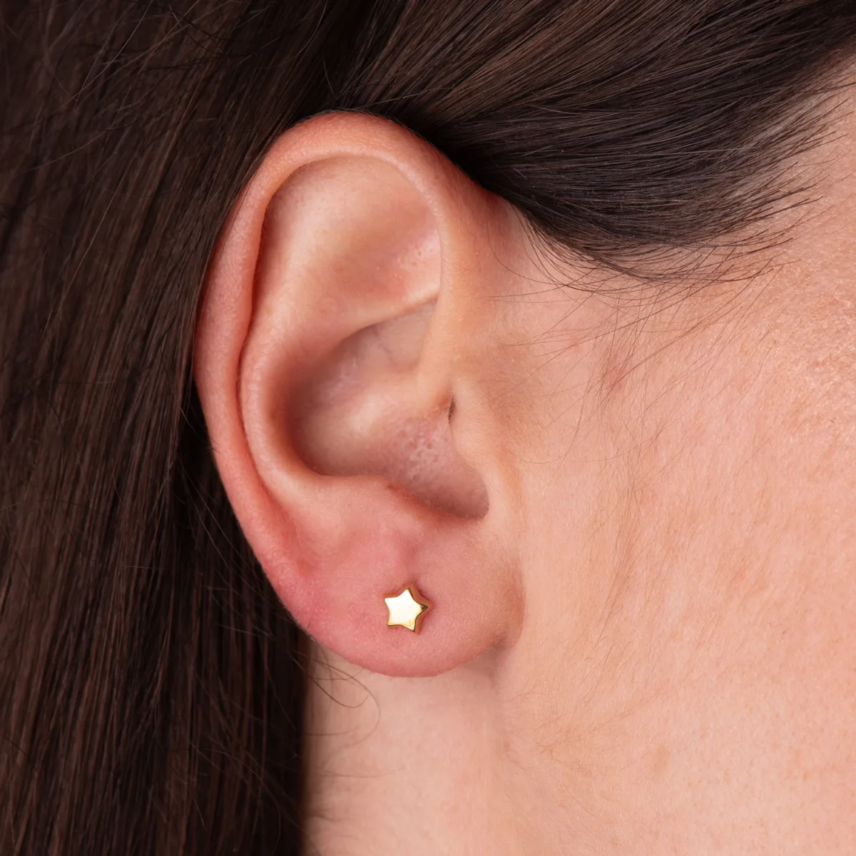 18K PENDIENTES ORO AMARILLO ESTRELLA LISA 5,5 X 5,5 MM. CIERRE TUERCA — vista 2